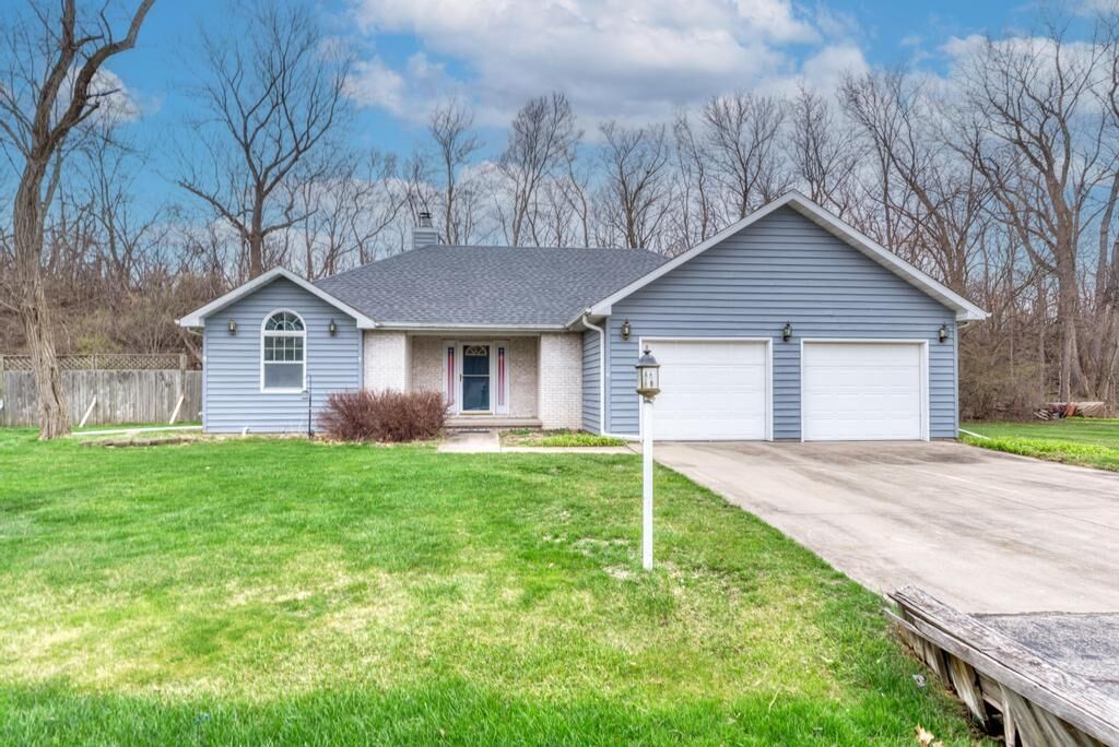 Property Photo:  32850 Deer Ridge Drive  IL 60481 