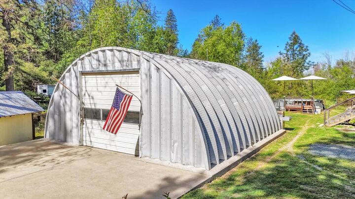 Property Photo:  14939 Stagecoach Way  CA 95975 