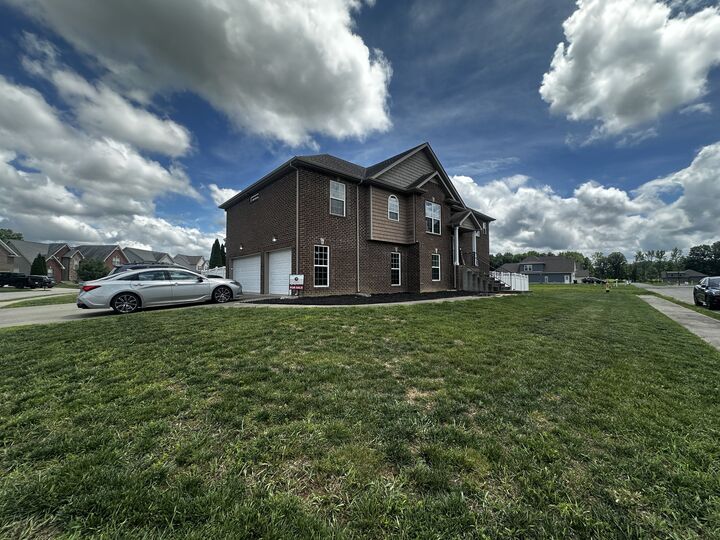 Property Photo: 598 Press Grove Dr TN 37043