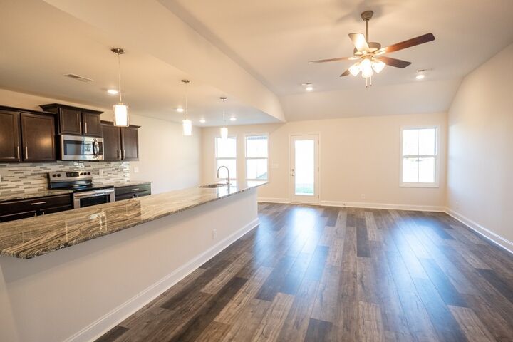Property Photo: 12 Persinger Place TN 37042