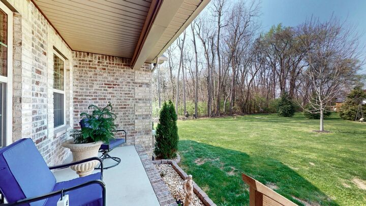 Property Photo:  110 Virginia Ct  TN 37160 