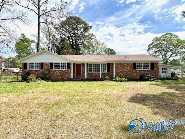 Property Photo:  4013 Patty Ann Drive  AL 35805 