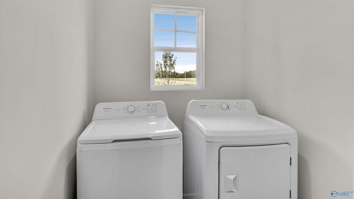 Property Photo:  3356 Cool Springs Avenue SW  AL 35756 