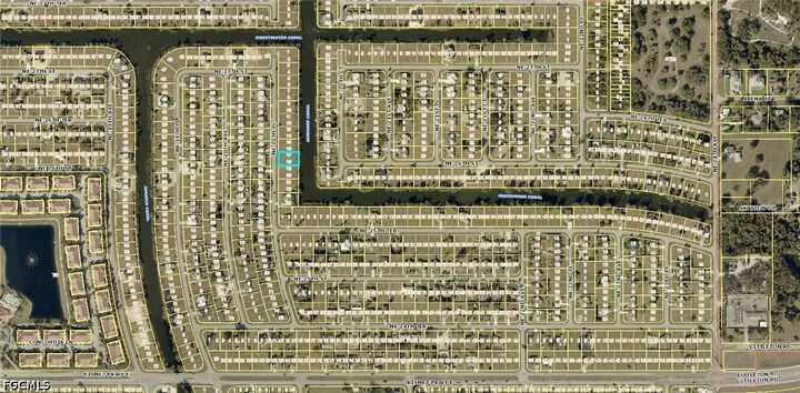 Property Photo: 2601 NE 20th Place FL 33909