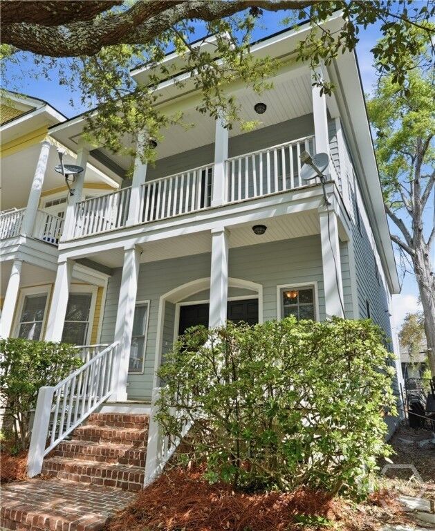Property Photo:  514 E Duffy Street  GA 31401 