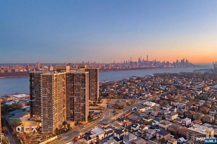 Property Photo:  300 Winston Drive 1503  NJ 07010 