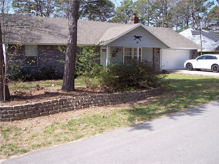 Property Photo:  14 Radcliffe Drive  AR 72714 