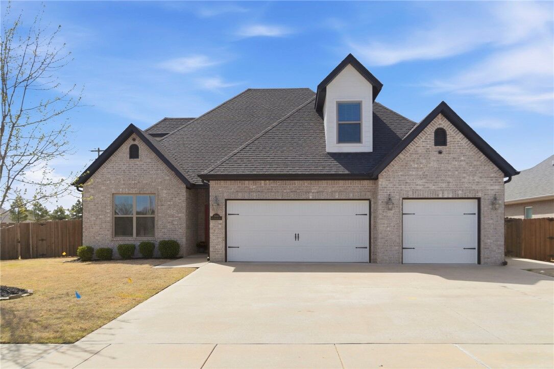 Property Photo: 5500 W Lakewood Drive AR 72758