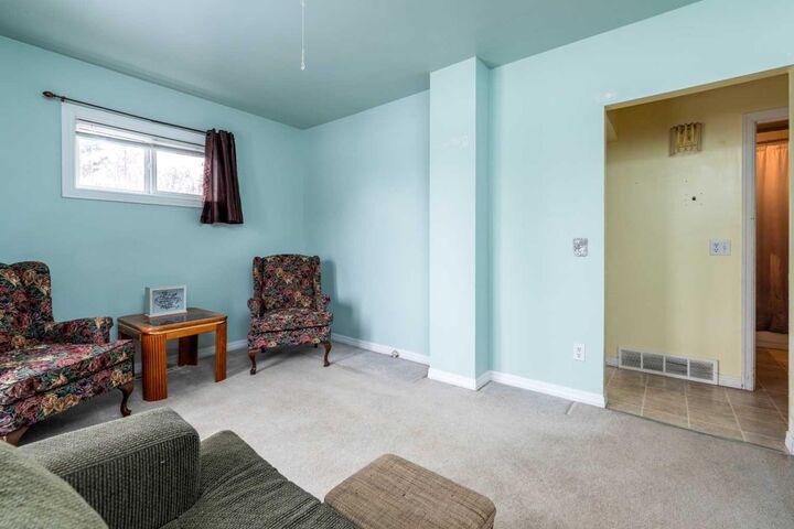 Property Photo:  3402 49 Avenue  AB S9V 0R5 