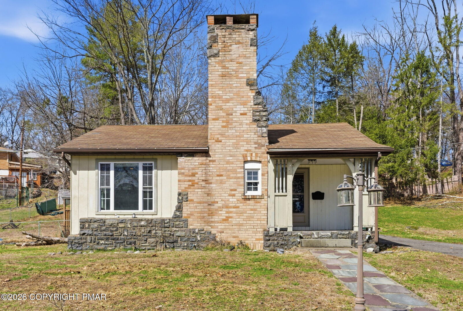 Property Photo:  138 Maple Avenue  PA 18301 