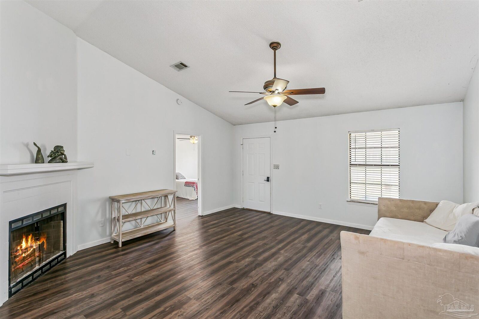 Property Photo:  4720 Kitty Hawk Cir  FL 32563 