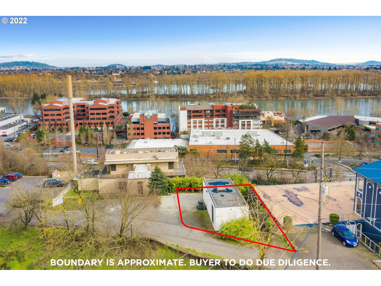 Property Photo:  4530 S Kelly Ave  OR 97239 