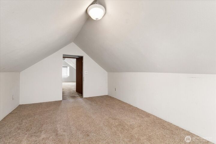 Property Photo:  1311  H Avenue  WA 98221 