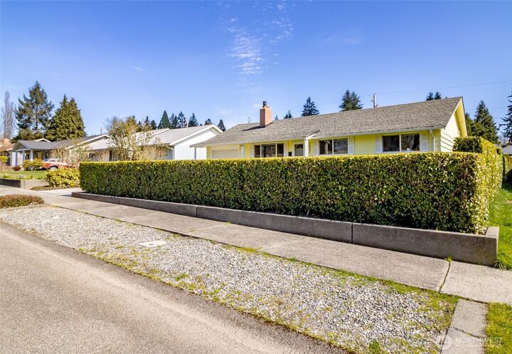 Property Photo:  1627 S Verde Street  WA 98405 