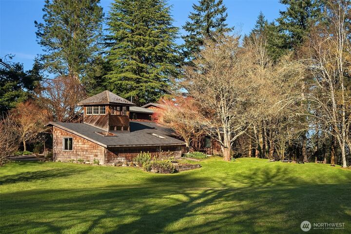 Property Photo: 15232 Vermontville Road SW WA 98070