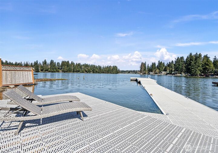 Property Photo: 16714 Pleasant Beach Drive SE WA 98597