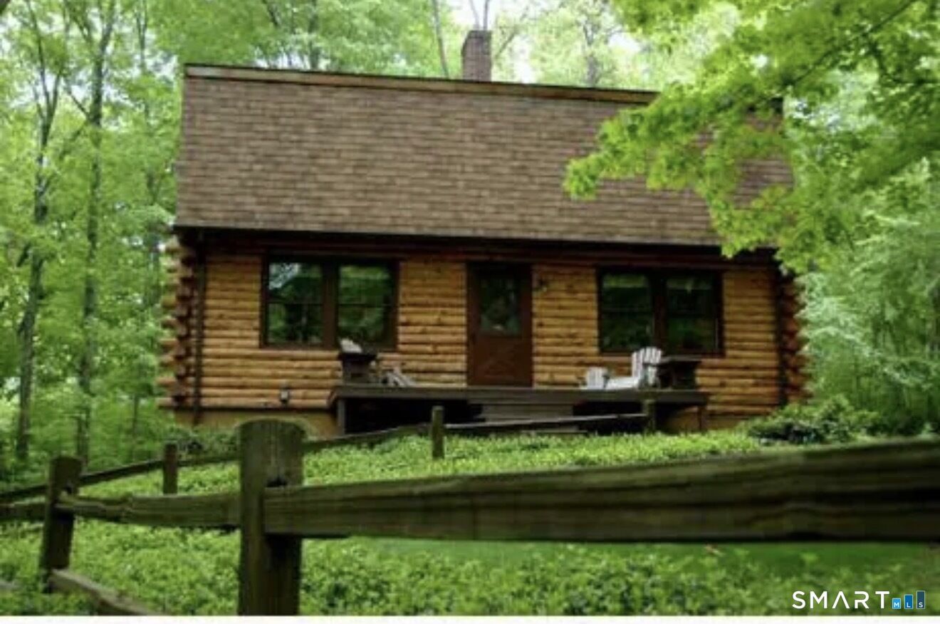 Property Photo:  737 Shepard Avenue  CT 06514 