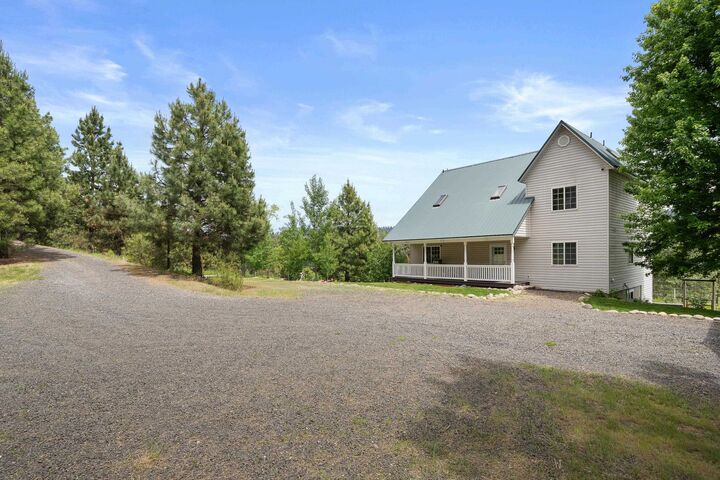Property Photo:  32626 N Milan Rd  WA 99003-8855 