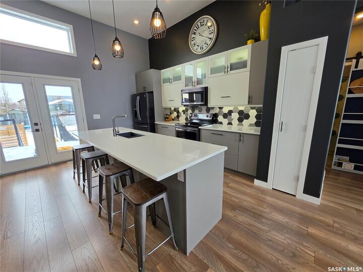 Property Photo: 9 Carl Drive SK S9X 1Z9