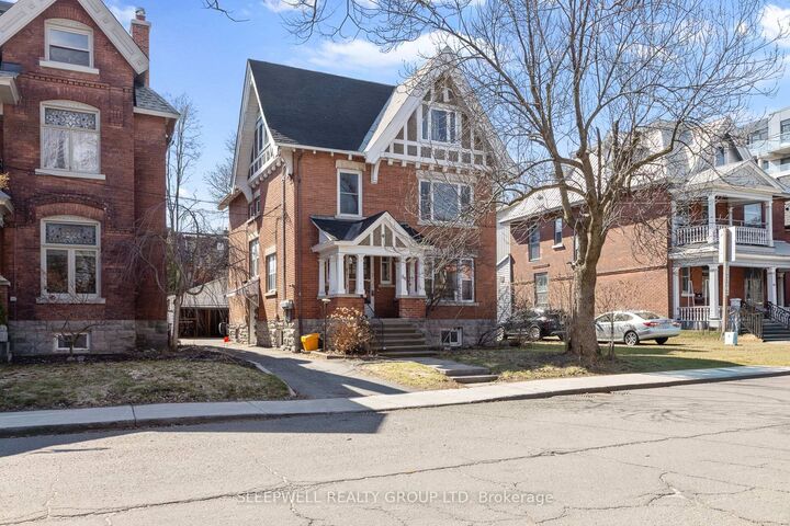 Property Photo:  84 Fourth Avenue  ON K1S 2L2 