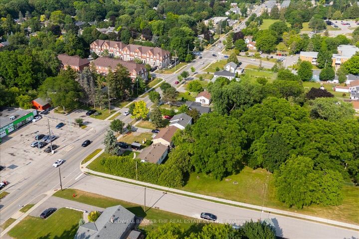 Property Photo: 98 Eagle Street ON L3Y 1J4