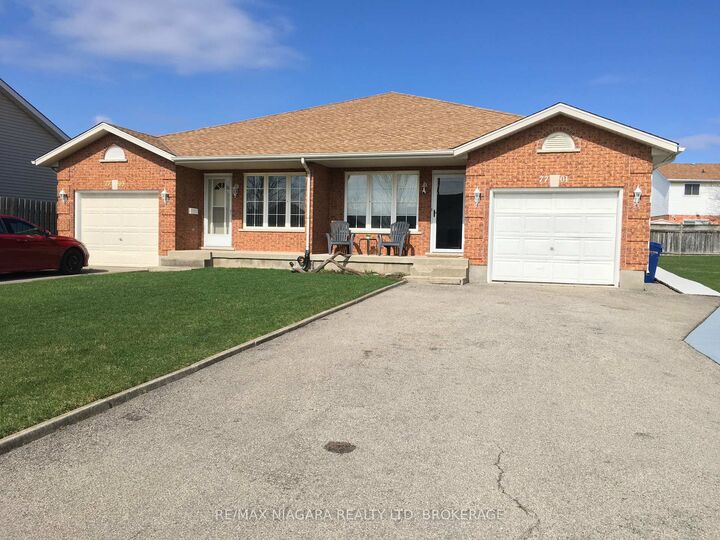 Property Photo: 7701 Cortina Crescent ON L2H 3B4