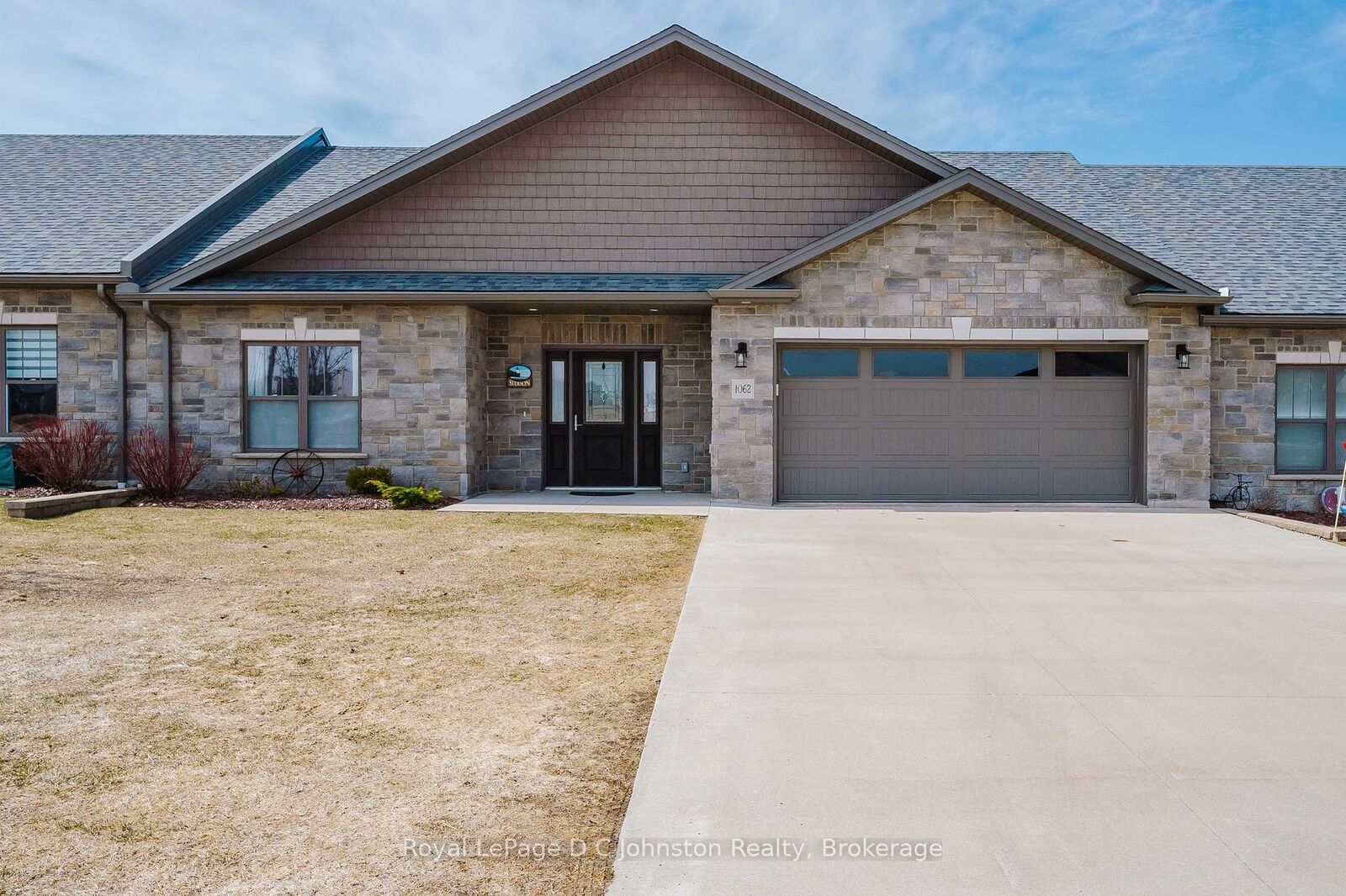 Property Photo:  1062 Waterloo Street  ON N0H 2C3 