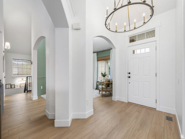 Property Photo: 341 W 600 N UT 84042