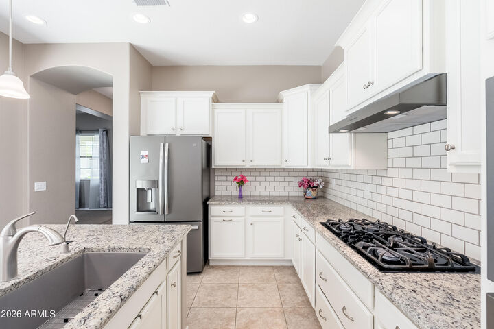 Property Photo:  4280 E Cynthia Street  AZ 85295 