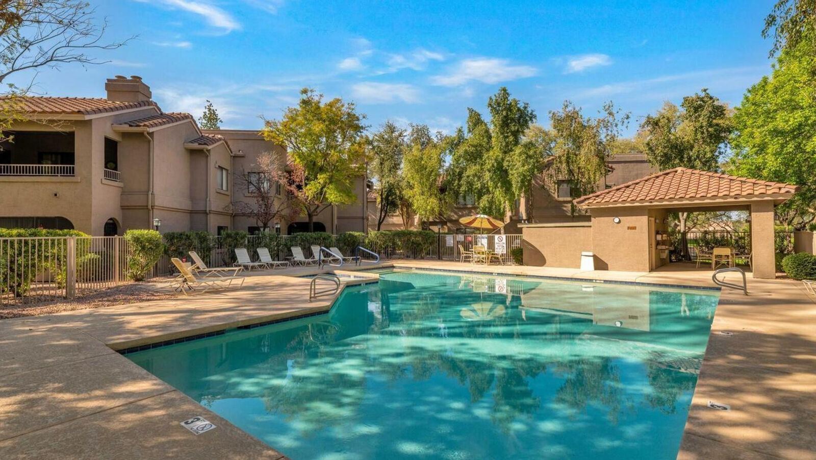 Property Photo: 15151 N Frank Lloyd Wright Boulevard Unit 2089 AZ 85260