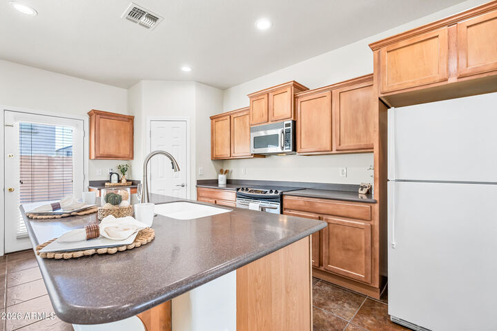 Property Photo:  11153 E Sonrisa Avenue  AZ 85212 