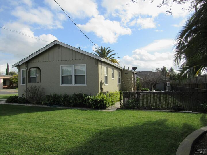 Property Photo: 403 W Spain Street CA 95476