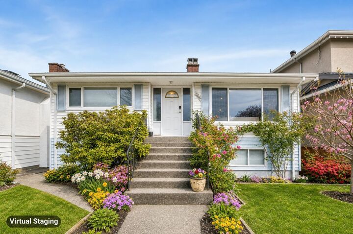 3653 E 25th Avenue — photo 1