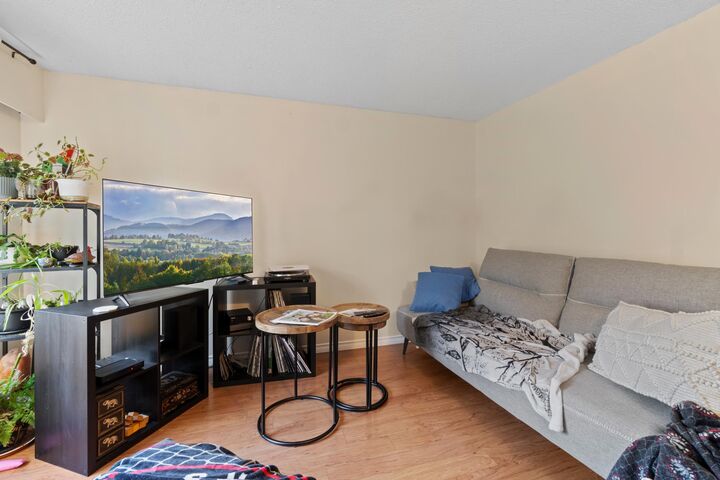 Property Photo: 570 Colby Street BC V3L 3Z1