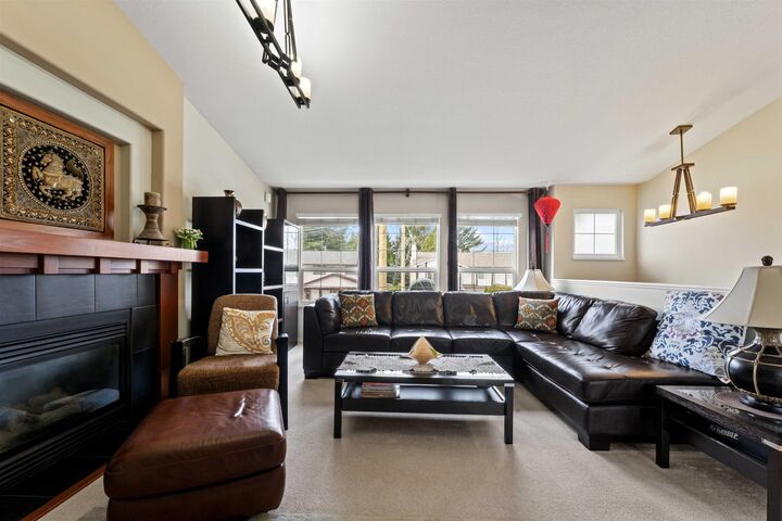 Property Photo: 11982 230 Street BC V2X 7Z8