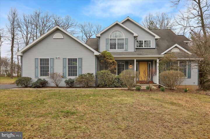 Property Photo:  2004 Ridgeview Drive  PA 17961 