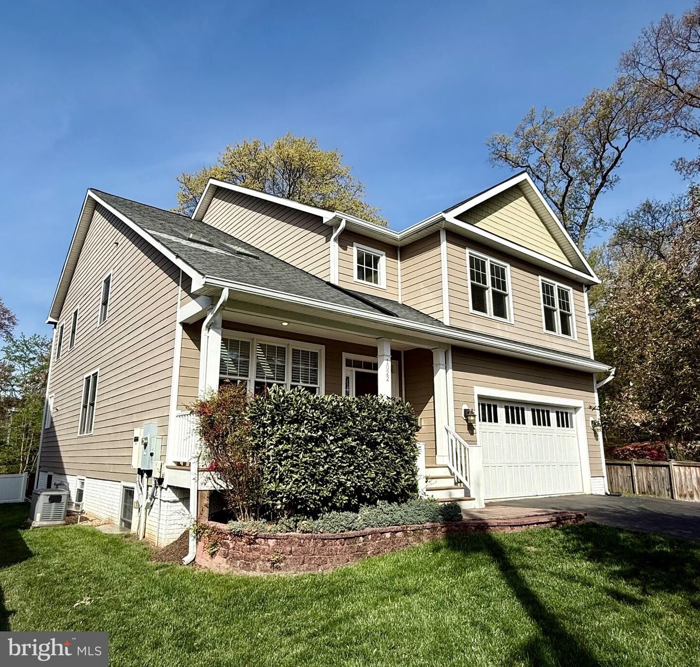 Property Photo:  1022 N Edison Street  VA 22205 