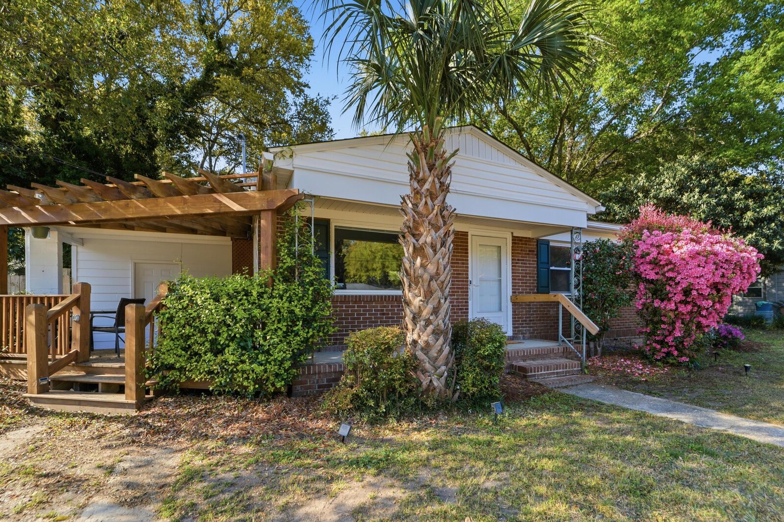 Property Photo:  1749 Lady Ashley Street  SC 29412 