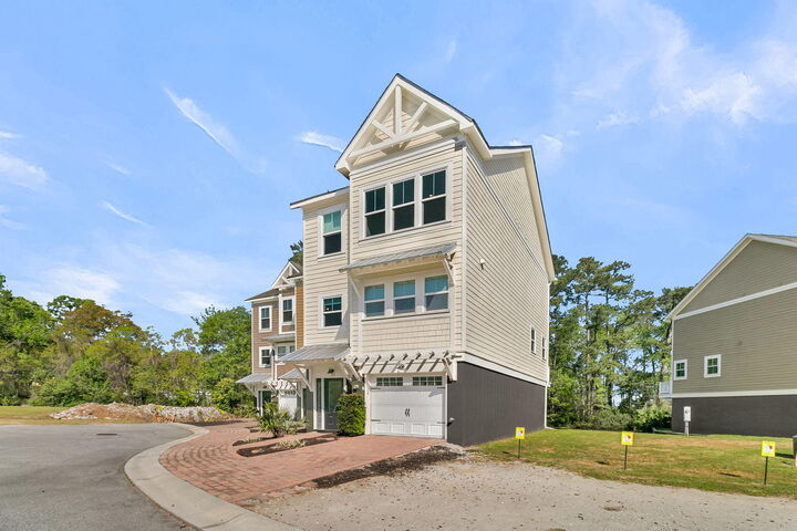 Property Photo:  5911 Steward Street Unit 25  SC 29410 