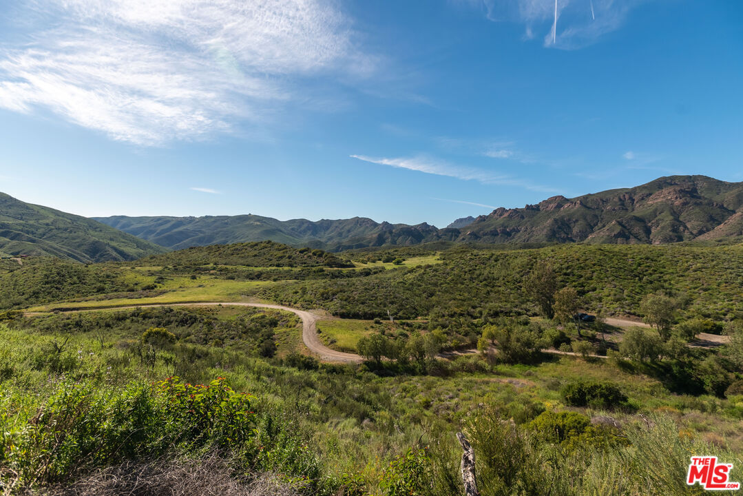 Property Photo: 34229 Mulholland Hwy CA 90265