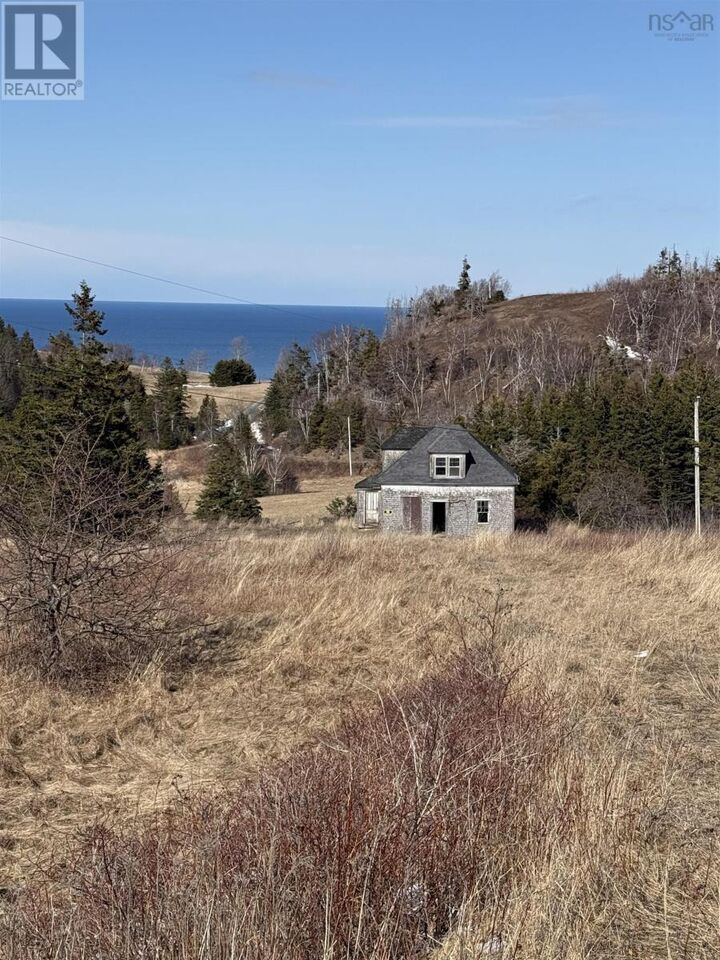 6756 Highway 7 — photo 1
