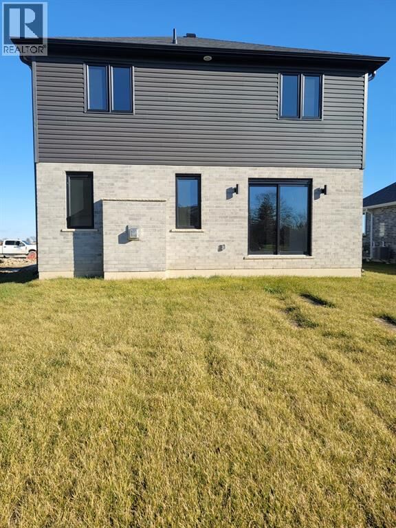 Property Photo: 647 Ketter Way ON N0N 1T0