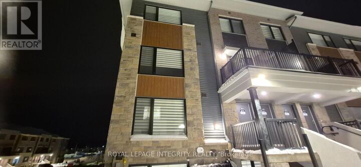 Property Photo:  401 Glenroy Gilbert Drive 1  ON K2J 7N7 