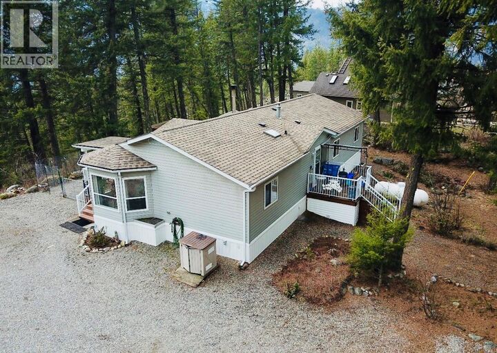 Property Photo: 7743 McRae Road BC V0H 1E0