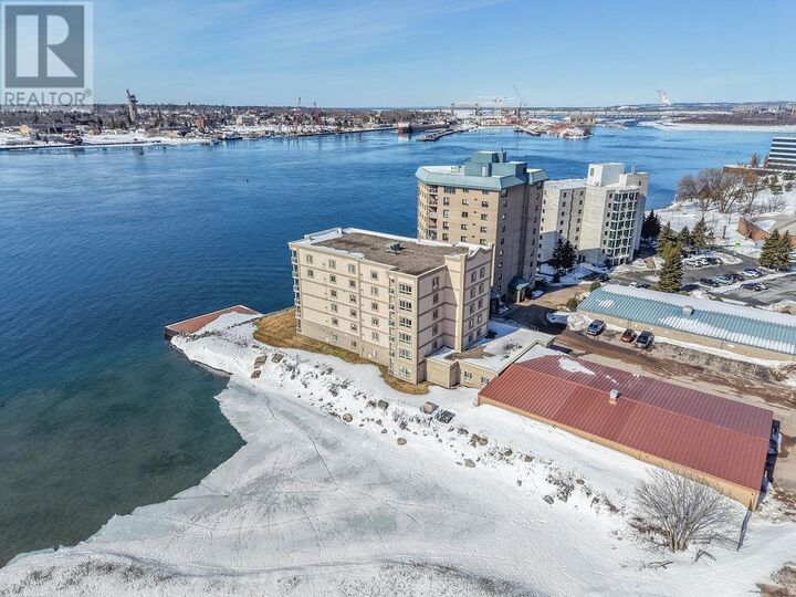 Photo de la propriété:  719 Bay St # 603  ON P6A 6Y3 