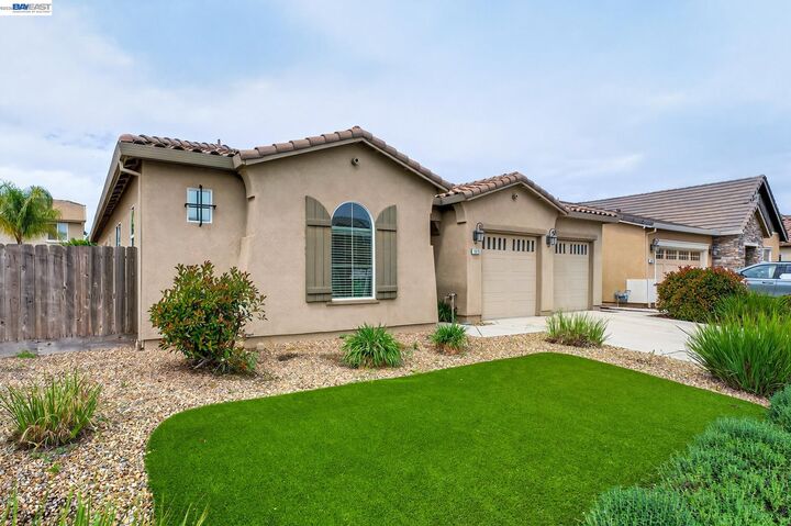 Property Photo:  1973 Carogold Ln  CA 95337 