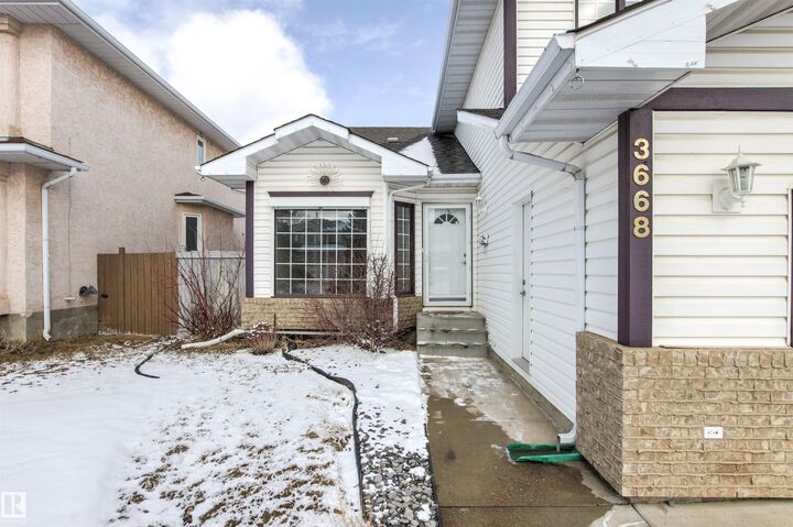 Photo de la propriété:  3668 31A Street NW  AB T6T 1H6 