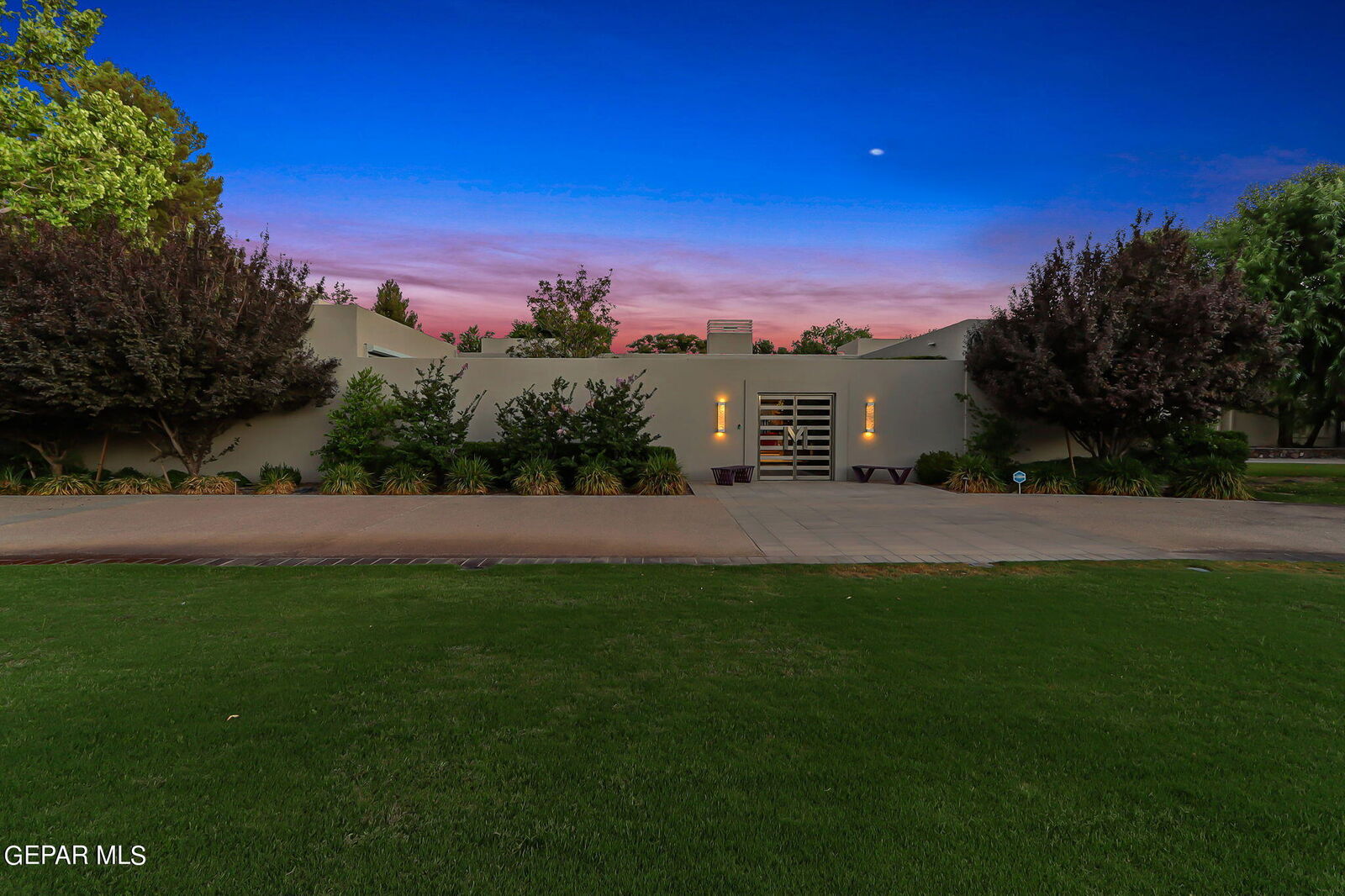 Property Photo:  824 Dulcinea Court  TX 79922 