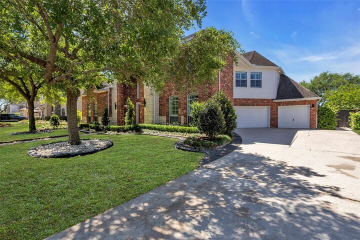 Property Photo:  1723 Pampas Trail Drive  TX 77546 