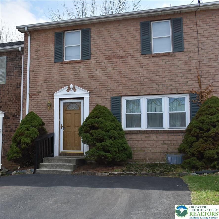 Property Photo: 1648 Angela Drive PA 18017